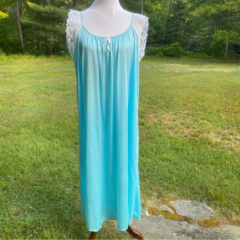 DIANE VON FURSTENBERG DVF INTIMATES SLEEPWEAR GOWN BLUE WHITE LACE USA Size L
